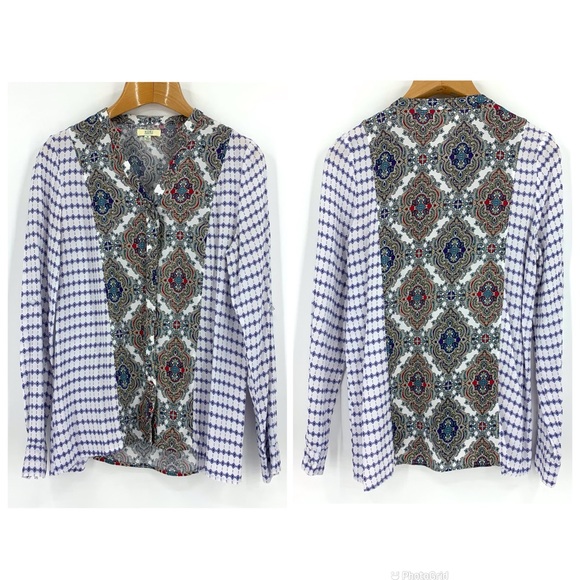 Kori Paisley Accent Boho Rolled Sleeve Button Down V-Neck Blouse, Medium - Picture 13 of 16